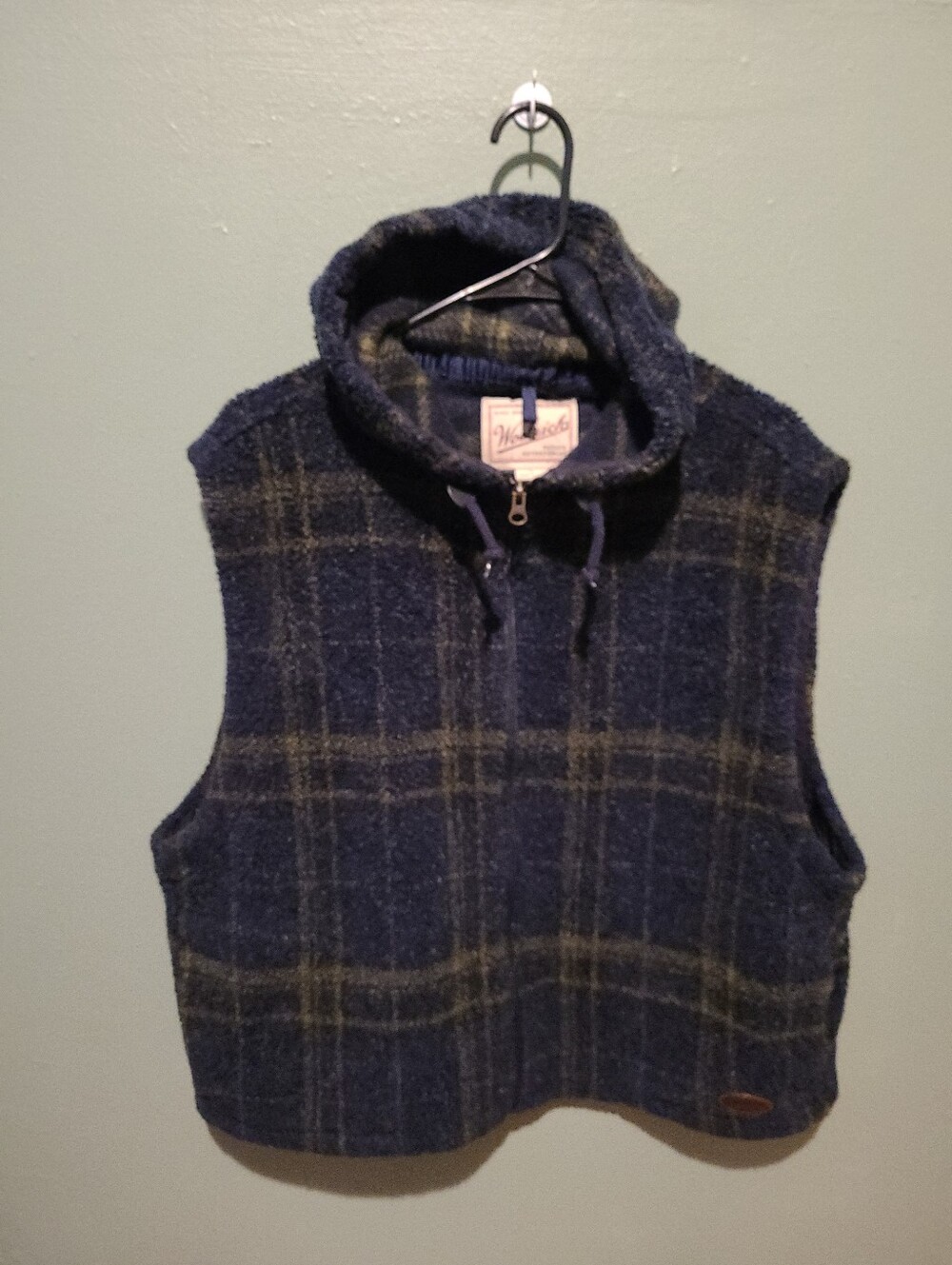 VTG Woolrich Plaid Fleece Hooded Vest W's Large Green Black Rugged Outdoorwear